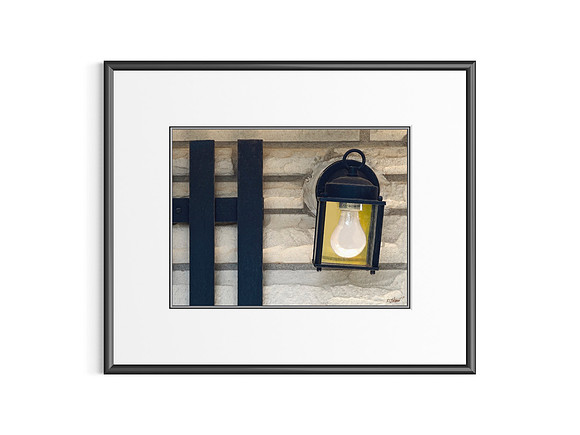 PORCH LIGHT