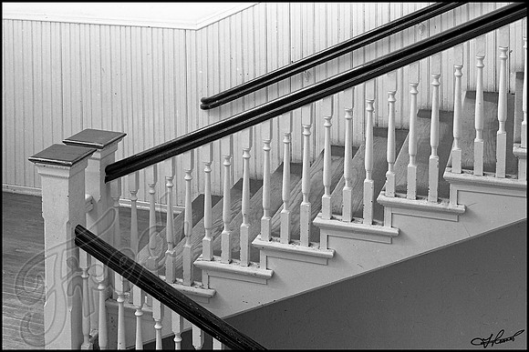 300_073_2